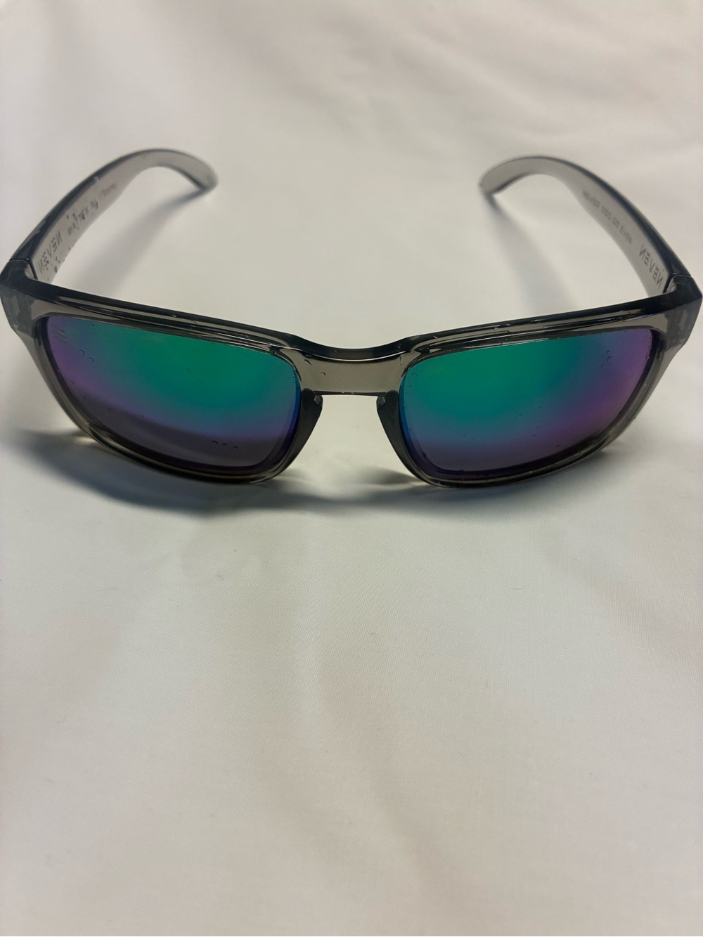 NEVEN Smoke Frame Mirrored Green-Purple Lens Sunglasses